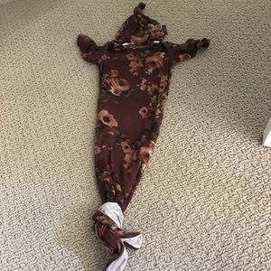 Newborn knotted tie gown